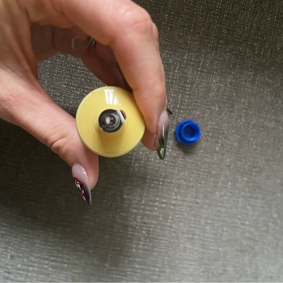 PEOPLE'S BEAUTY Frontliner Mask + Scrub BNIB NEW - Picture 8 of 9